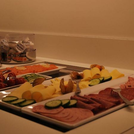 Hotel Am Berg Esslingen Esslingen am Neckar Ngoại thất bức ảnh