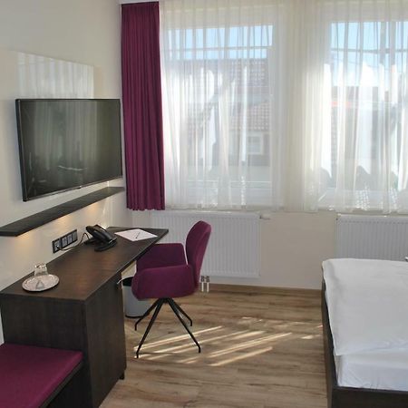Hotel Am Berg Esslingen Esslingen am Neckar Ngoại thất bức ảnh