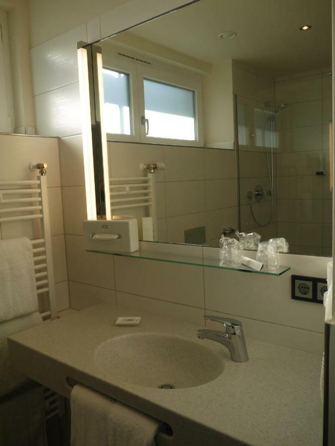Hotel Am Berg Esslingen Esslingen am Neckar Ngoại thất bức ảnh