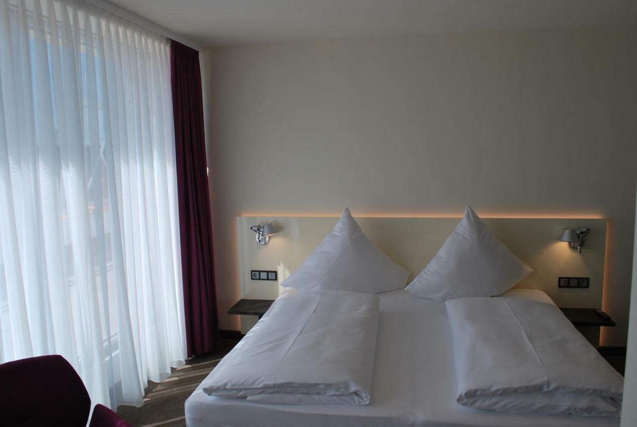 Hotel Am Berg Esslingen Esslingen am Neckar Ngoại thất bức ảnh