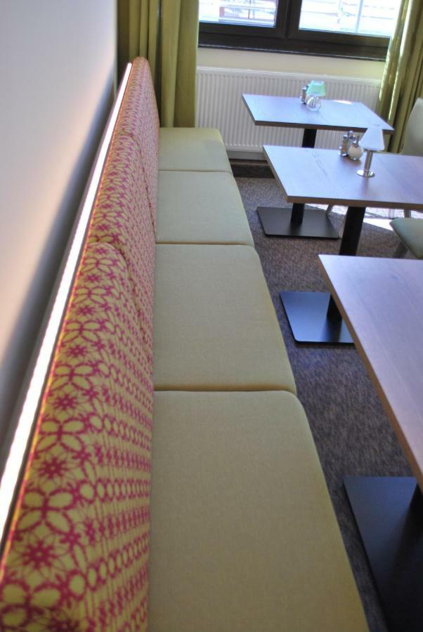 Hotel Am Berg Esslingen Esslingen am Neckar Ngoại thất bức ảnh