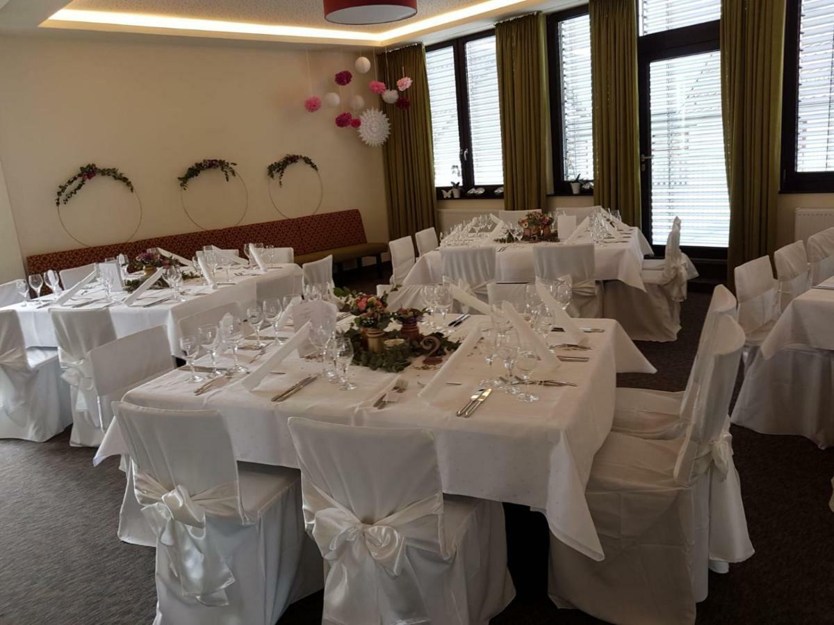 Hotel Am Berg Esslingen Esslingen am Neckar Ngoại thất bức ảnh